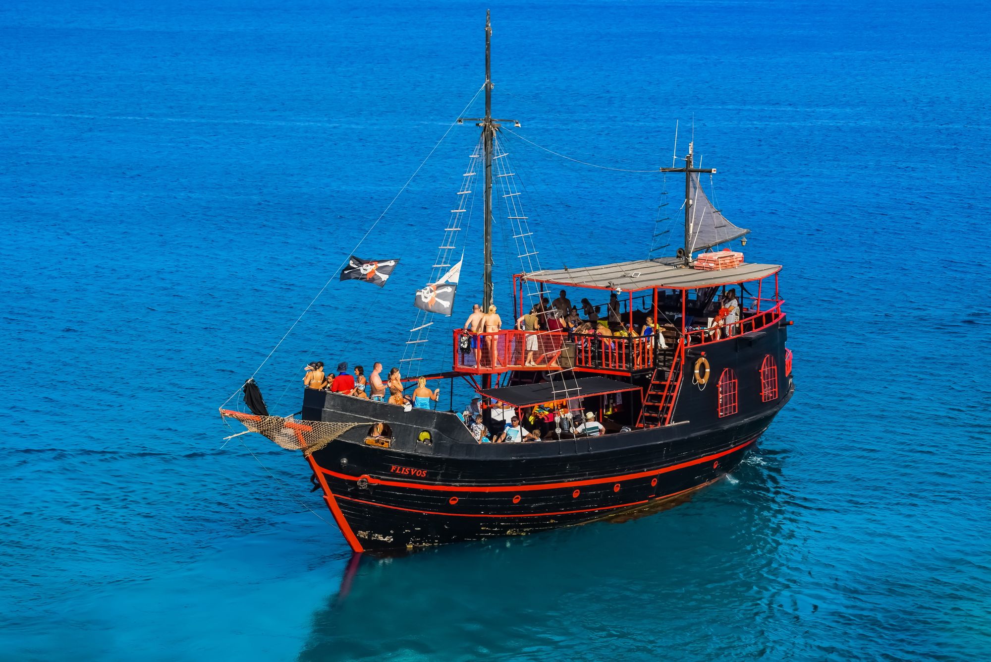 Famous pirates to know about before your next Caribbean vacation